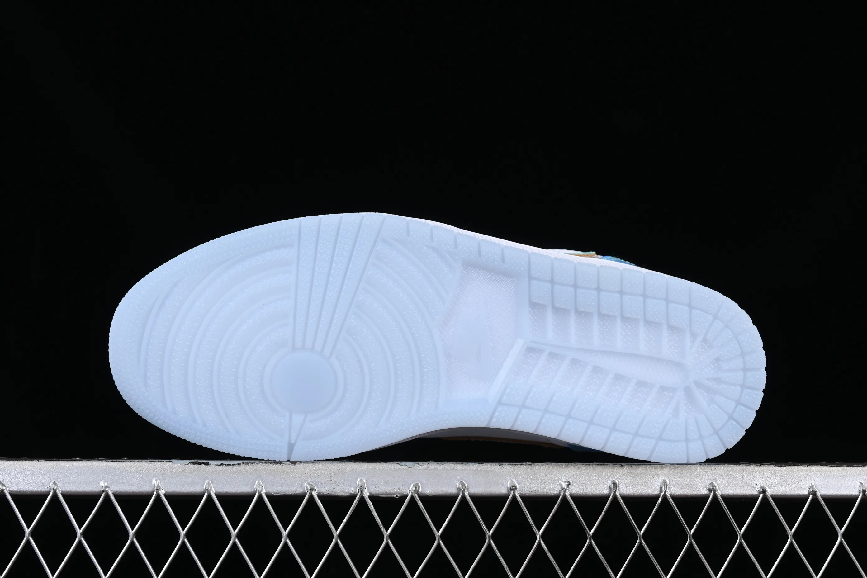 All categories Air Jordan Jordan series basketball shoes Air Jordan 1 Low Z version Air Jordan 1 Low "Emerald Rise" AJ1 Joe 1 white and blue FN8899-131